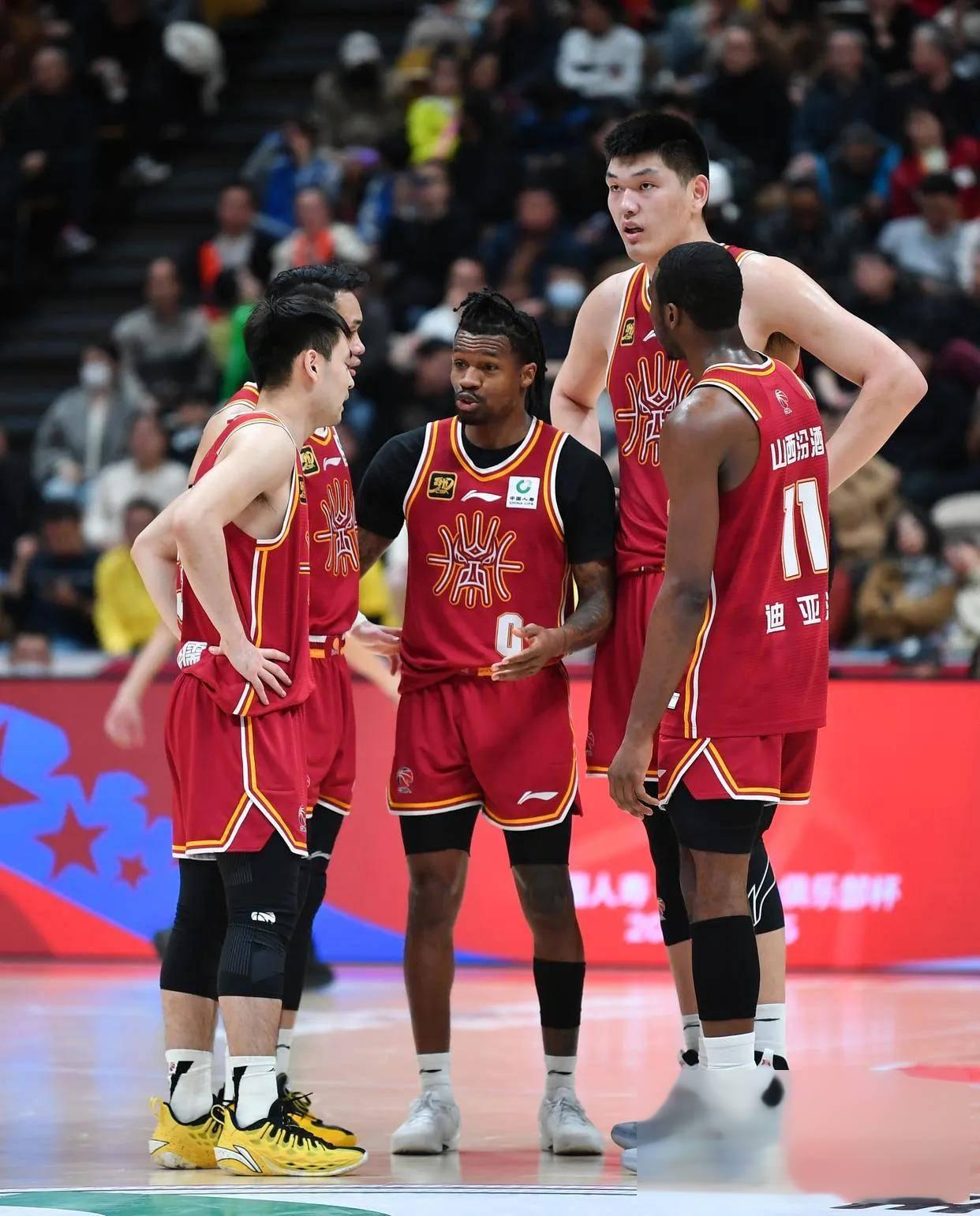 新疆男篮挑战山西队,豪情对决引爆全场的简单介绍 新疆男篮挑战山西队,豪情对决引爆全场的简单介绍